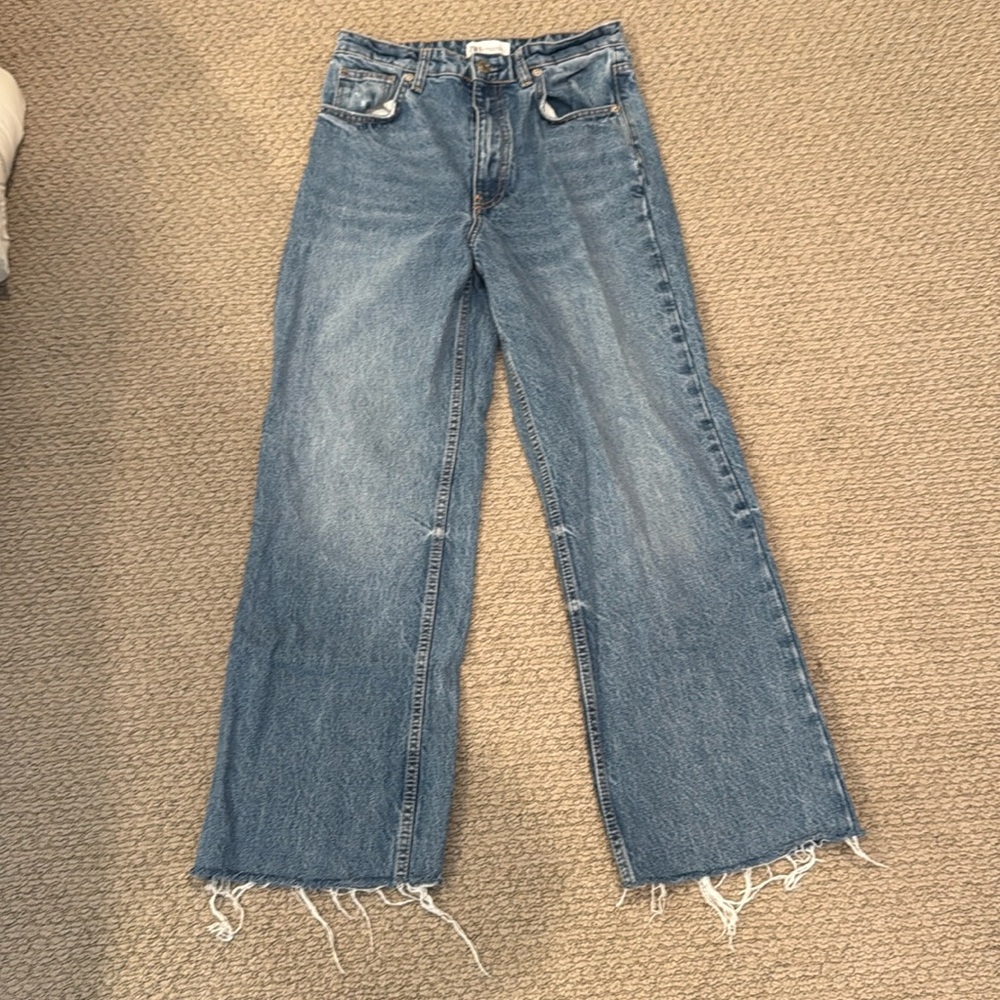 Zara wide leg jeans medium wash size 6.